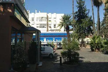 Hostal La Casa De Enfrente Malaga 2*,