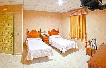 Hostal La Casa De Enfrente Malaga Guest house