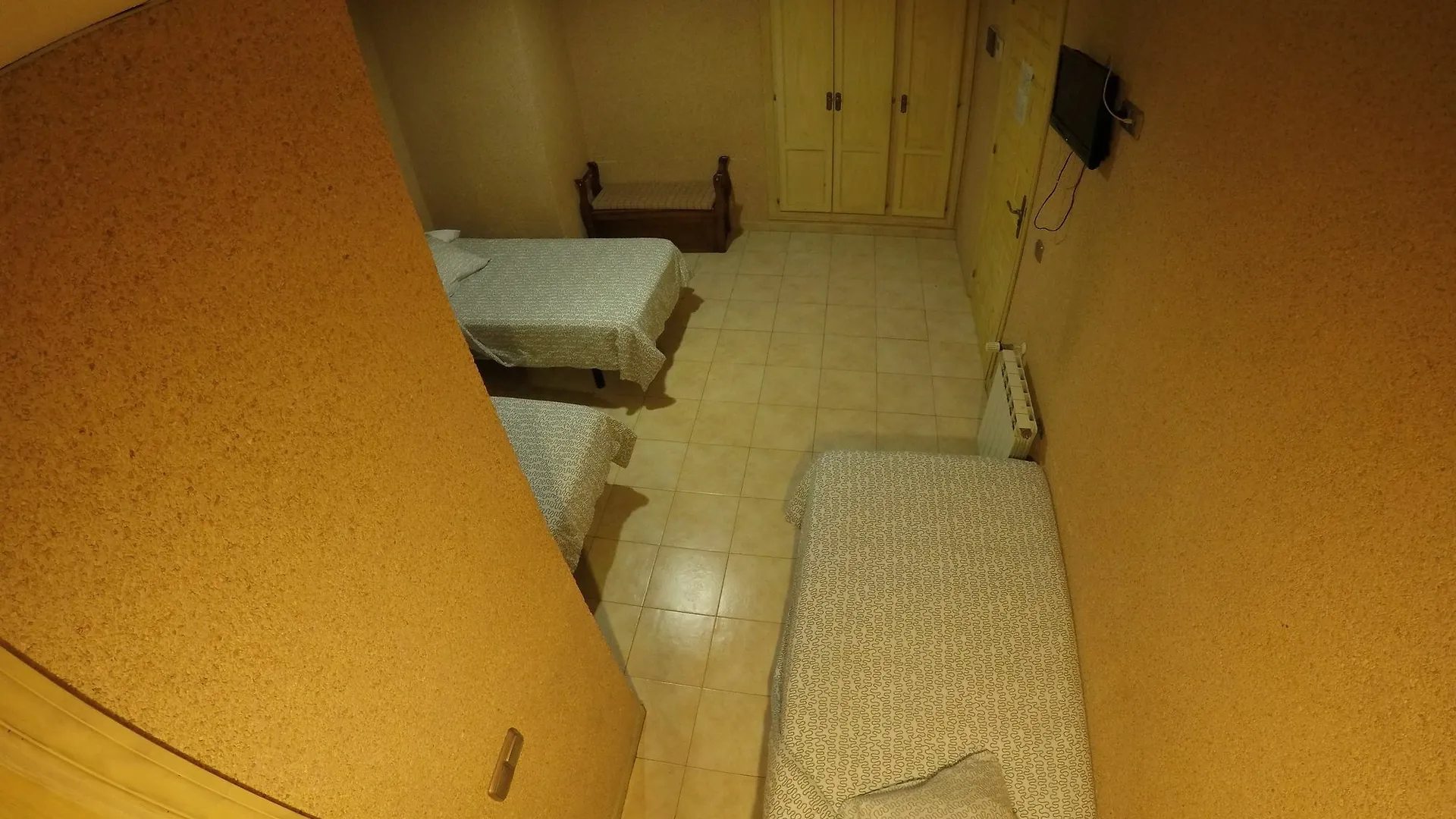 Guest house Hostal La Casa De Enfrente Malaga