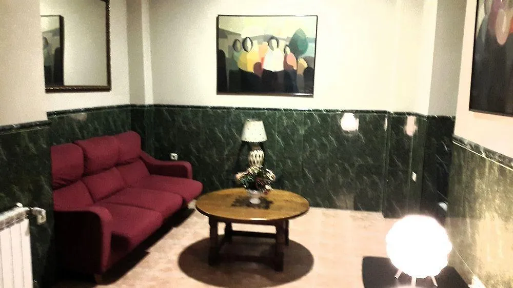 Hostal La Casa De Enfrente Otel Málaga 2*,  İspanya